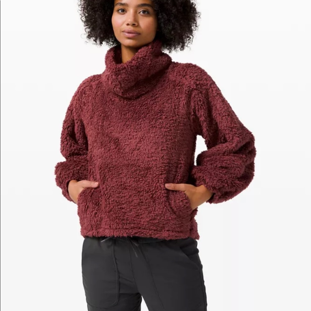 NWT Lululemon sherpa sweatshirt